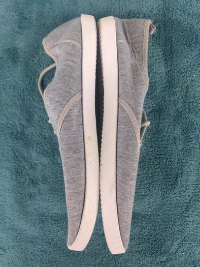 Mens plimsoles