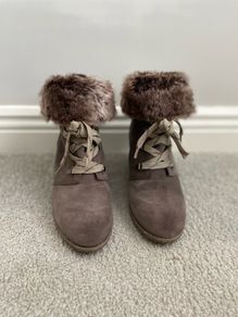 CLARKS Shoes Wedge 6.5UK in Great condition like new