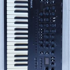 Korg Minologue XD
