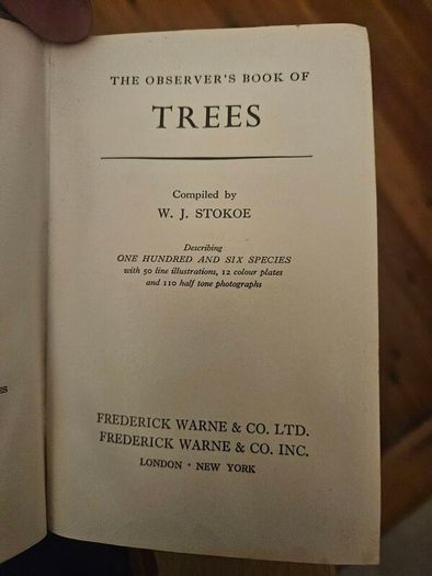The Observer's Book Of Trees. Minature 1968 Hardback In Good Condition.  See Photos For Same.