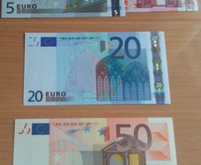 4 x Duisenberg Euro Notes