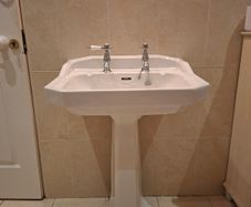 Heritage bathroom sink forsale