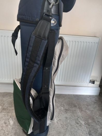 Golf king Golf bag with stand.
