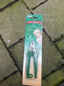 dog nail trimmer