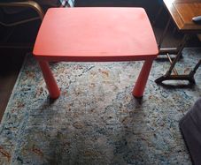 Mammut Childrens chair and table