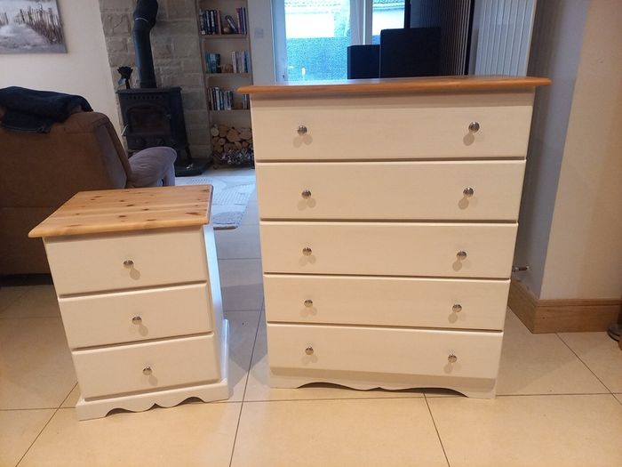 chest of drawers and locker