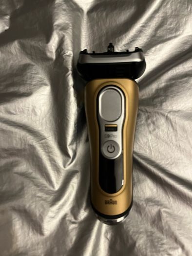Braun Series 9 Pro Electric Shaver 4+1 head wet dry razor