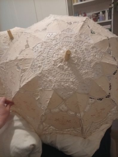 Vintage twin umbrellas