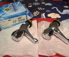 Chrome Bath Taps  3/4"