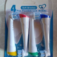 4 Pack Of Soft Bristle Toothbrush Heads (new).
