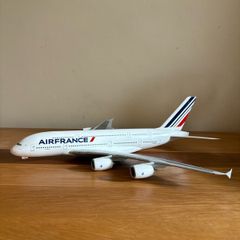 Air France A380-800 1:200 F-HPJA (Highly detailed model)
