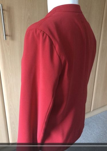 Vero Moda ladies red blazer Size 12
