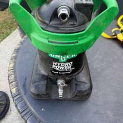 Hydropower window cleaner