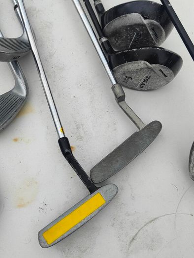 golf clubs trolley and bag