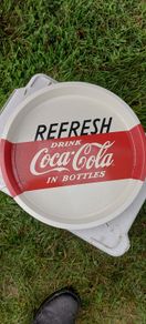 Coca Cola,advertising metal drinks tray ,,nice condition, buyer collects or pays postage thank you, sold as seen ,see pictures for condition