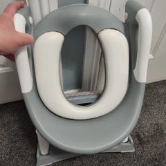 Toddler Toilet Seat Potty Training, Toilet Seat with Soft Cushion Handle and Foldable