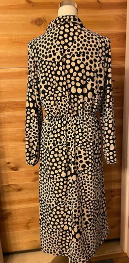 dress River Island long sleeve wrap effect off white and black dots pattern size 38