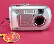 Kodak EasyShare CX7300 3.2MP Digital Camera