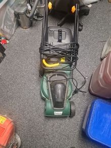 electric lawnmower