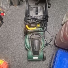 electric lawnmower