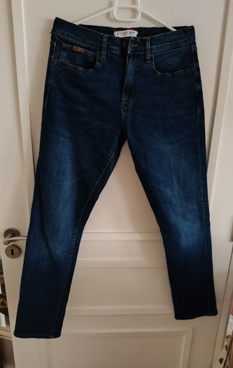 U S Polo Assn jeans 32 waist 31 leg slim fit regular with elasticated waist in very good condition with no issues FREE STANDARD POSTAGE INCLUDED