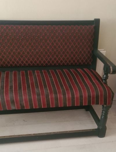 Pub Bench