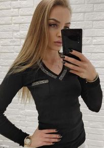 Women's blouse with long sleeves
