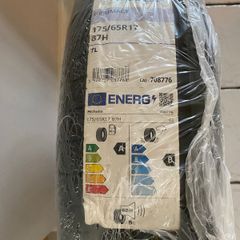 17" car tyre, Michelin, 175/65R17_New