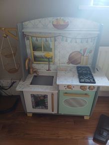 toy kitchen