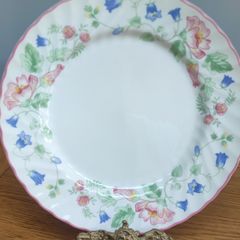Johnson Brothers Dinner Plate Floral Design