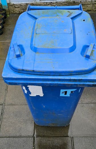 Large Recycling Weber Blue bin 240l