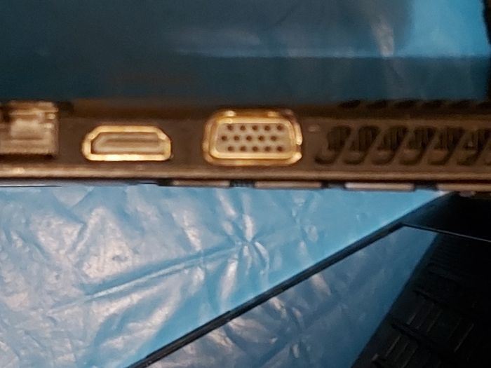 HP 350 G1, 15.6 inch Laptop, 4GB Ram, 500GB HDD Intel Core i3-4005U, 1.7GHz, Windows 10 Pro, Microsoft Edge, Chrome