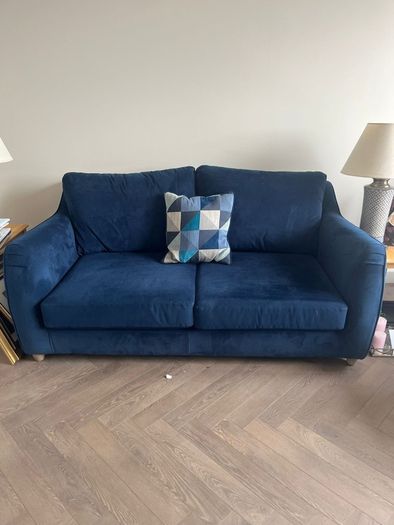 2/3 seater couch