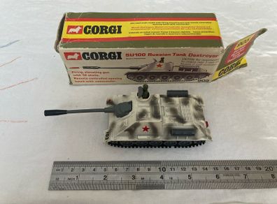 Corgi 905. SU100 Russian Tank Destroyer. With box.