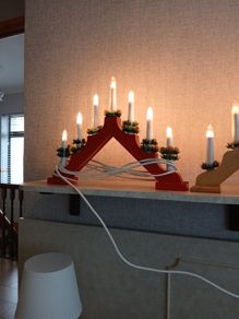 Xmas bridge candles