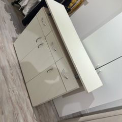 wardrobe tv table