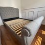 Button back king size bed Image 4