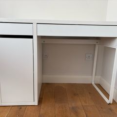 IKEA MICKE Office Desk, White 105 x 50 cm