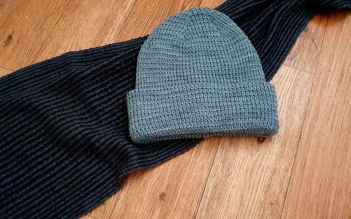 Hat, Scarf and Belt Bundle