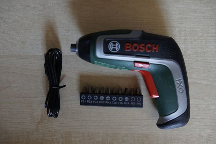 Bosch IXO 7 cordless screwdriver