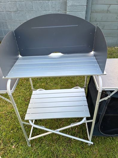 XL Aluminium Kitchen Stand & Cupboard