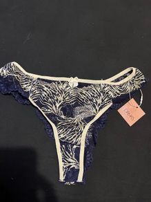 Damas Lace Underwear New with Tags