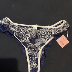 Damas Lace Underwear New with Tags