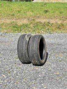 2 used Bridgestone turanza 225/50R18 W95 run flat