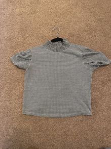 Zara top size M