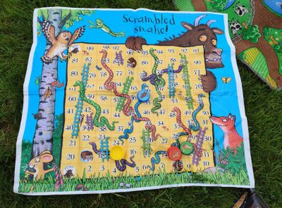 Giant snakes and ladders