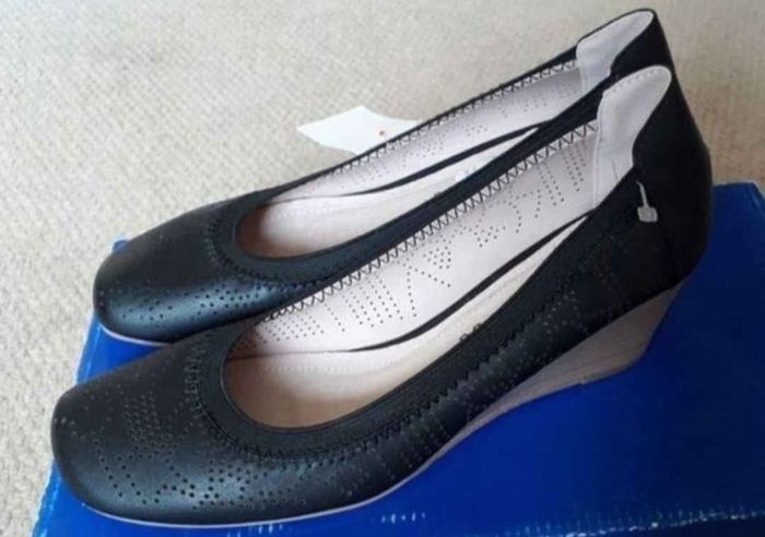 Leather Shoes - brand new