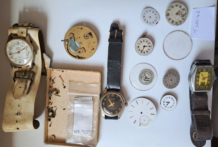 Antique Parts & Vintage Wristwathes for Parts or Repair