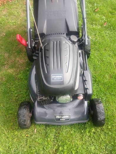 Hyundai Prolawn Self Drive Lawnmower