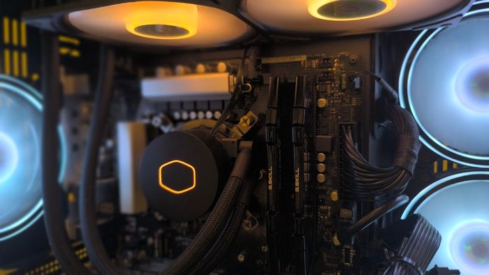 Gaming pc Rtx 3080 , 32gb ram , 12th gen  i7